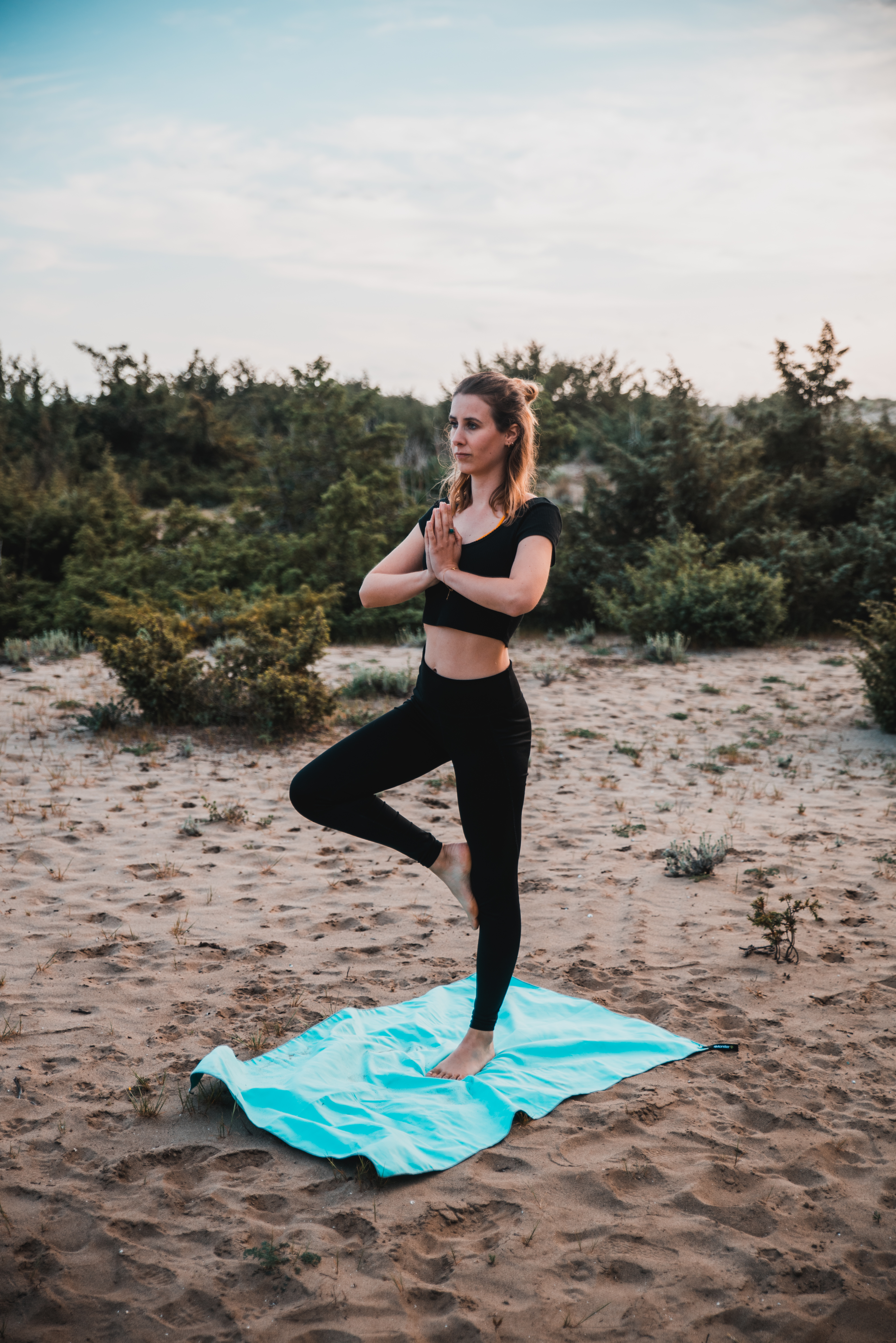 Cotton vs. Microfiber Towels: Which Is Better for the Outdoors?